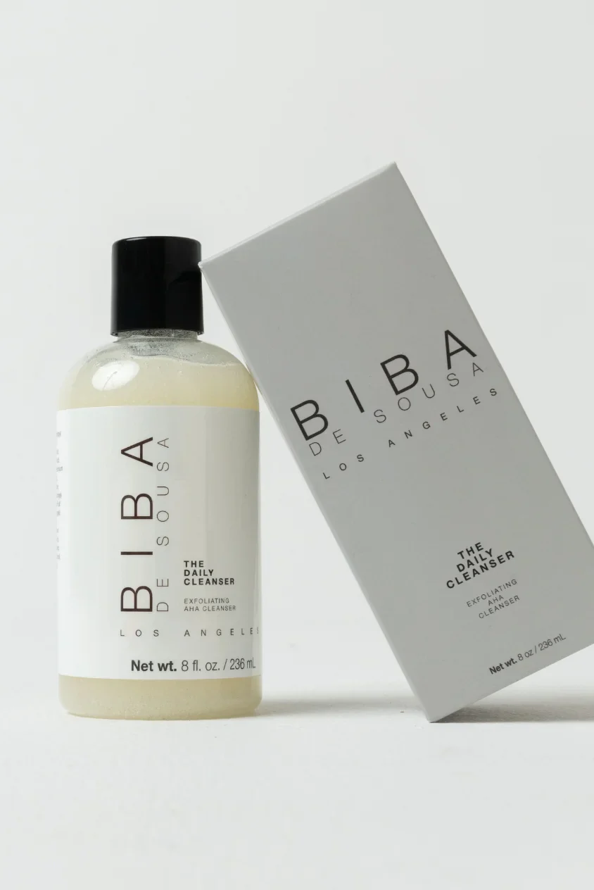 Daily Cleanser | Exfoliating AHA Face Cleanser - Image 4